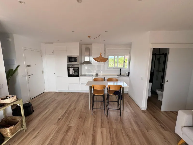 Renovated Penthouse with a Large Terrace and Sea Views – El Romaní, El Vendrell