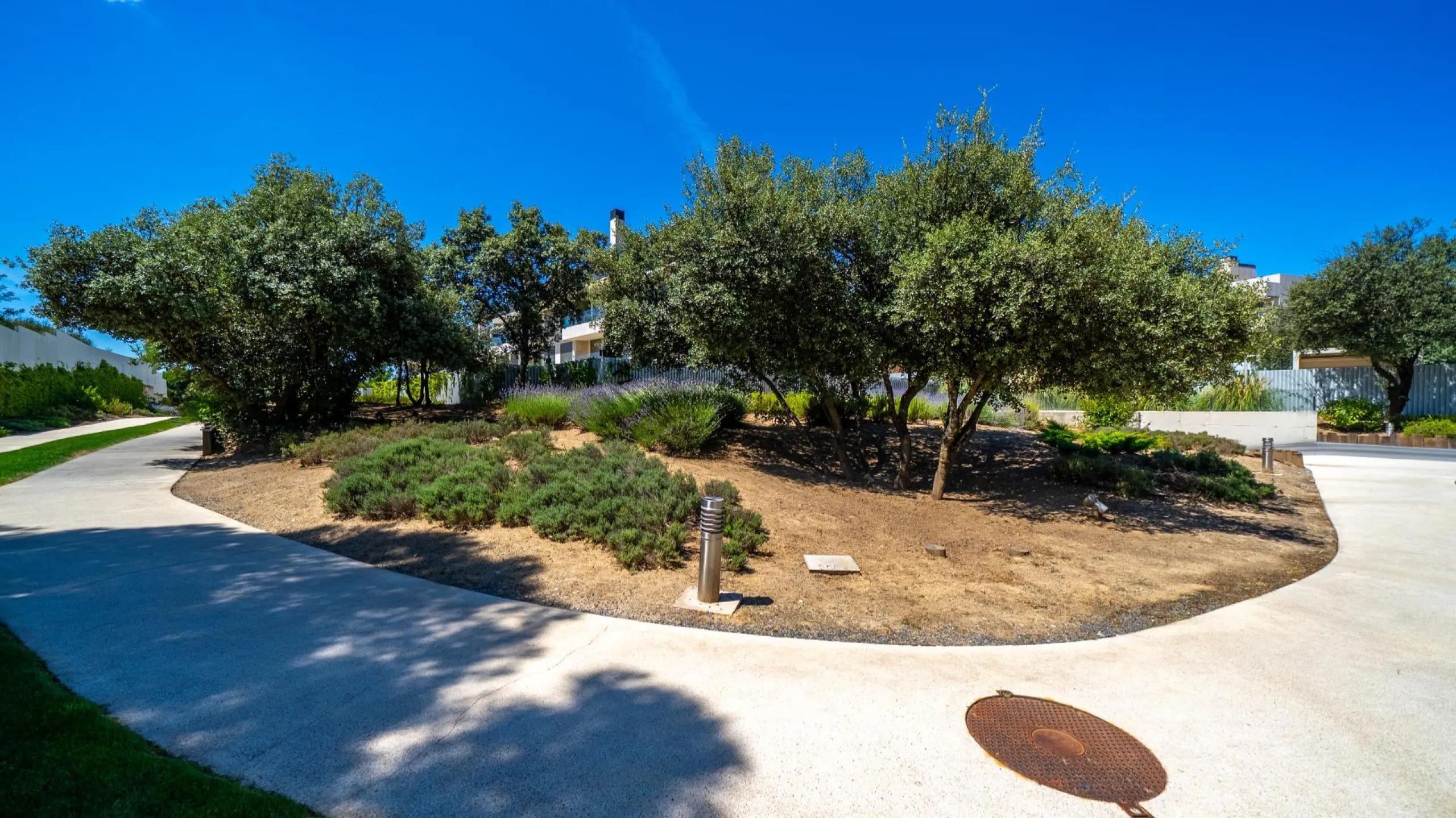 Ático Dúplex de Lujo, un Oasis de Privacidad y Luz con Increíbles Terrazas