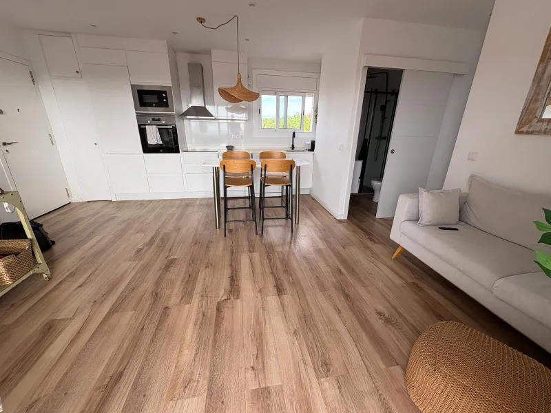 Renovated Penthouse with a Large Terrace and Sea Views – El Romaní, El Vendrell