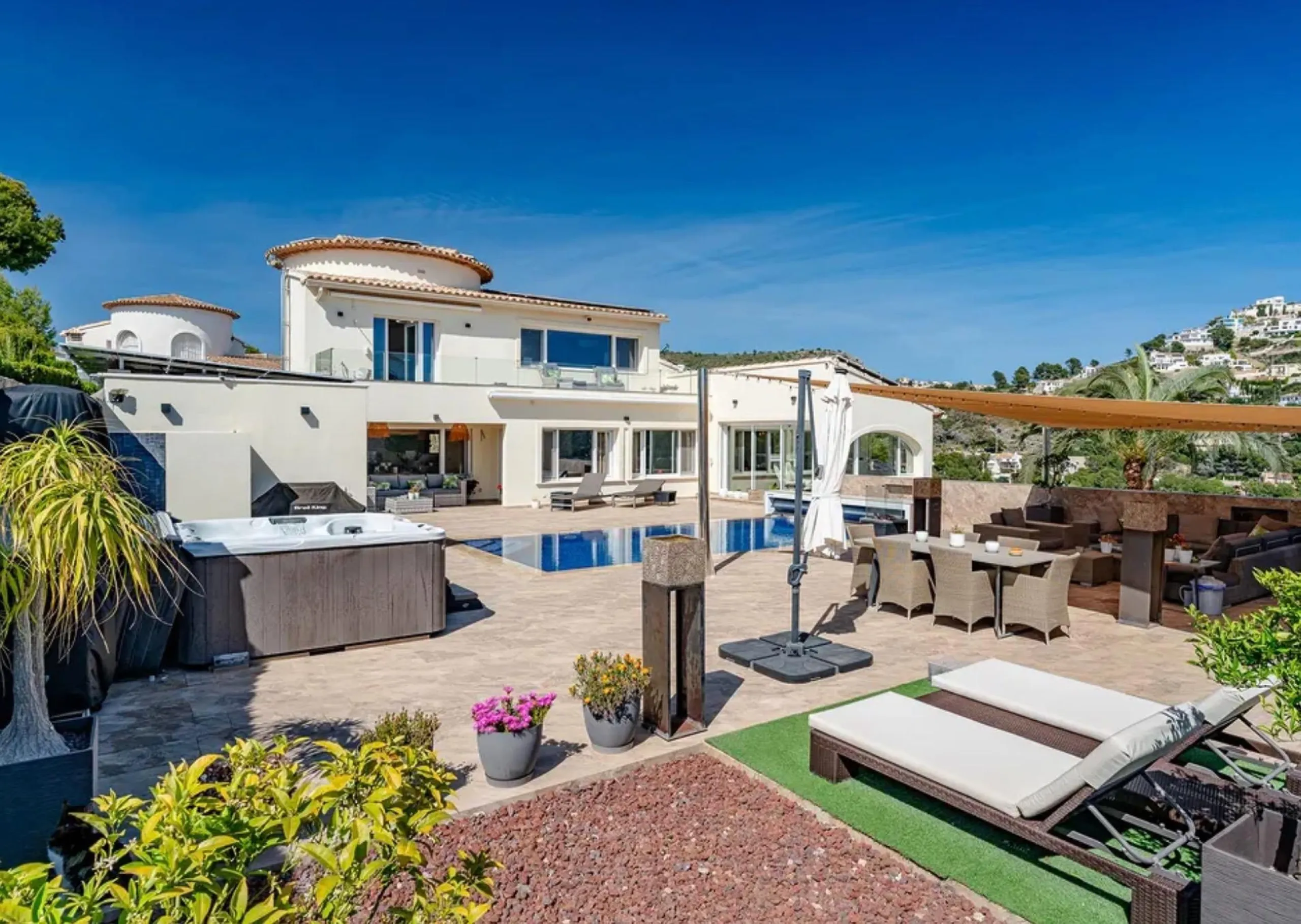 Luxury Villa with Spectacular Sea Views over El Portet