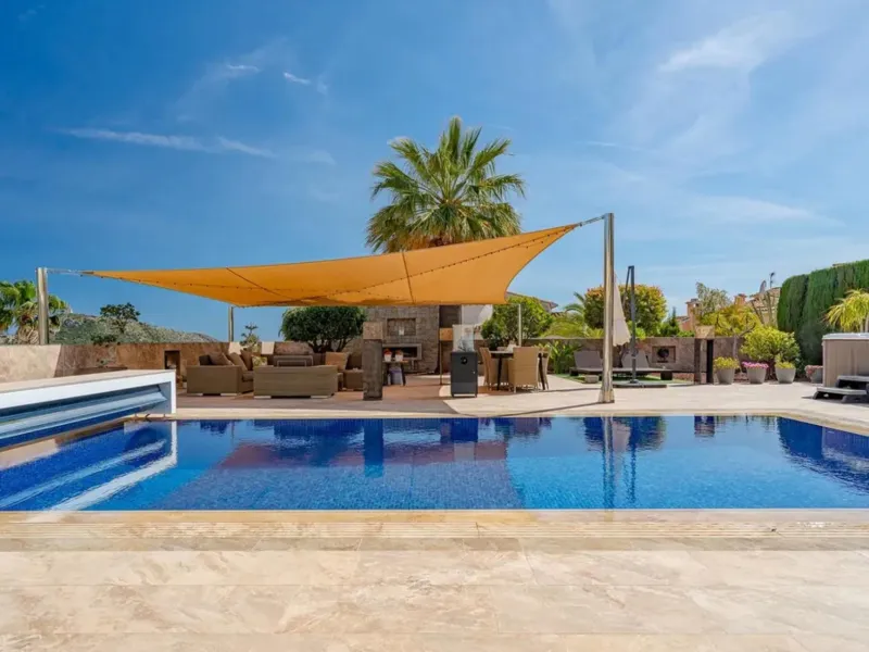 Luxury Villa with Spectacular Sea Views over El Portet