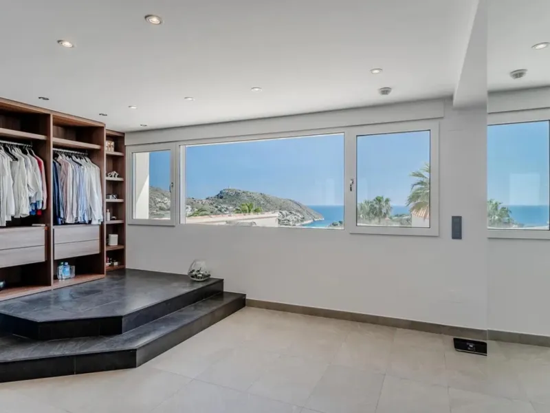 Luxury Villa with Spectacular Sea Views over El Portet