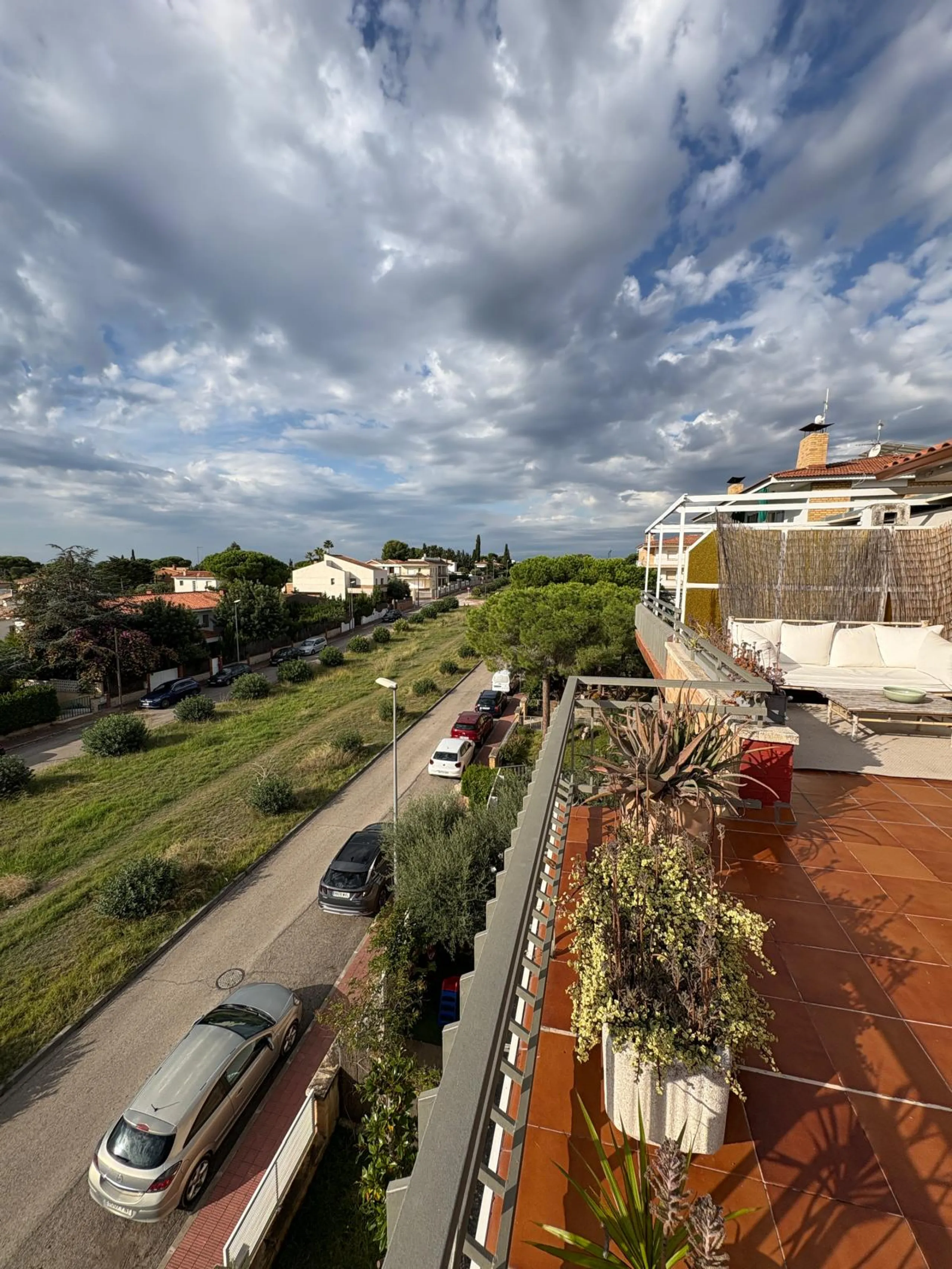 Renovated Penthouse with a Large Terrace and Sea Views – El Romaní, El Vendrell