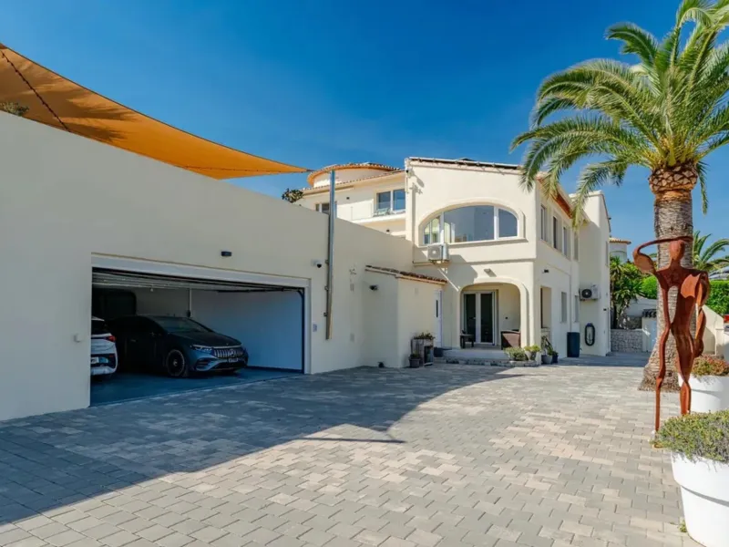 Luxury Villa with Spectacular Sea Views over El Portet