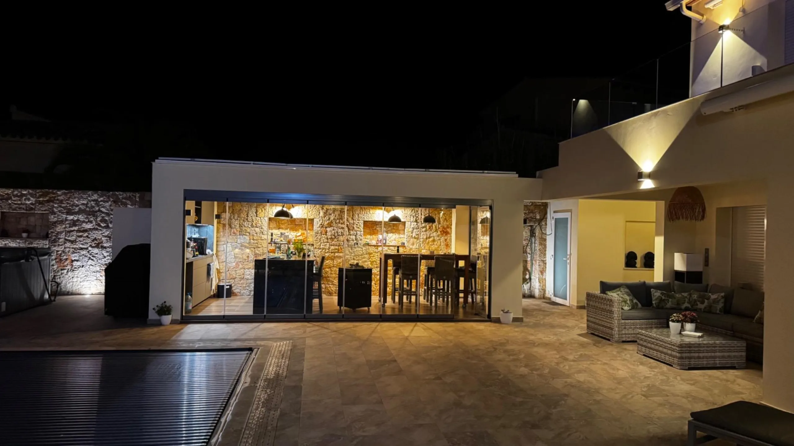Luxury Villa with Spectacular Sea Views over El Portet