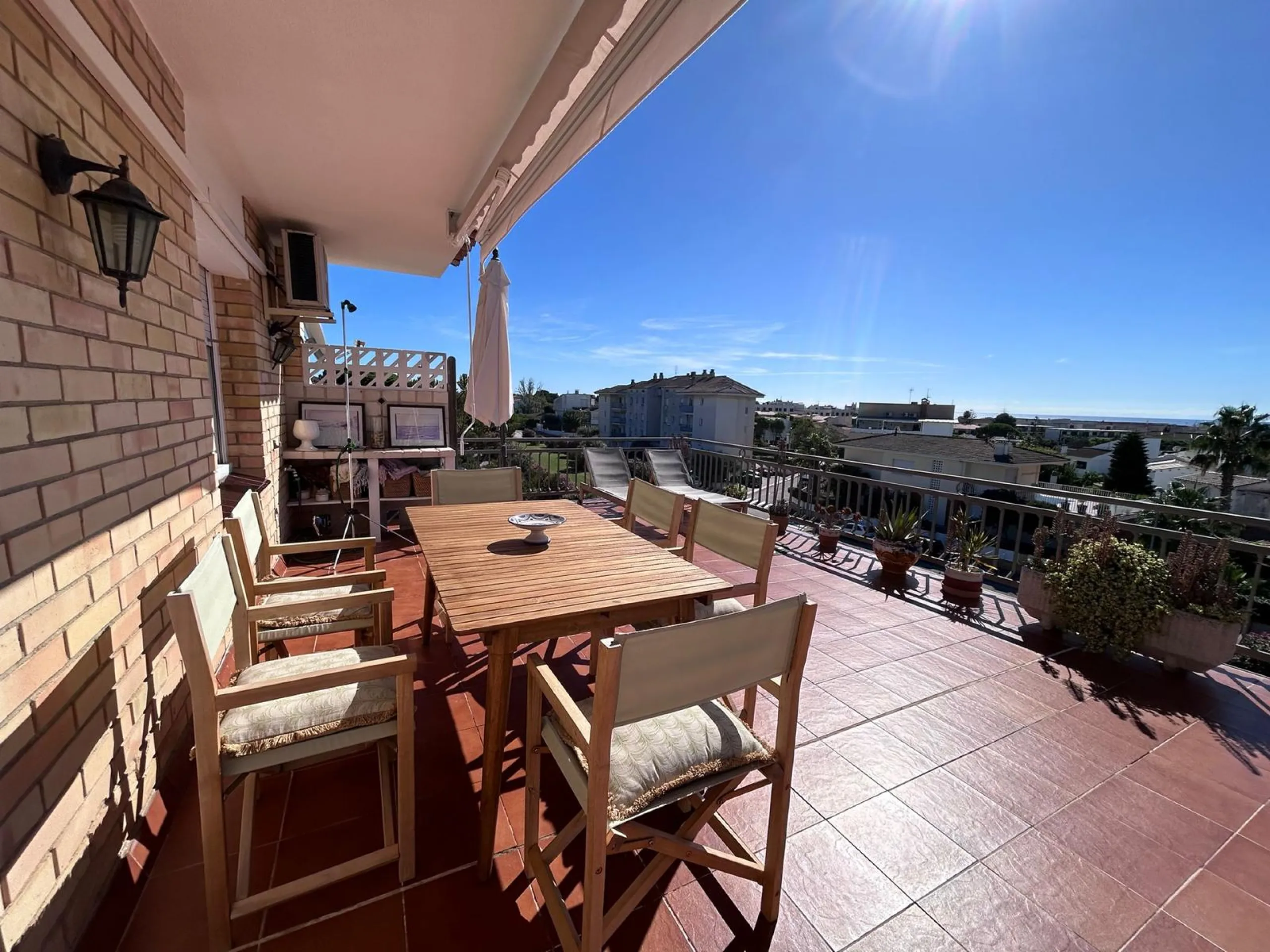 Renovated Penthouse with a Large Terrace and Sea Views – El Romaní, El Vendrell