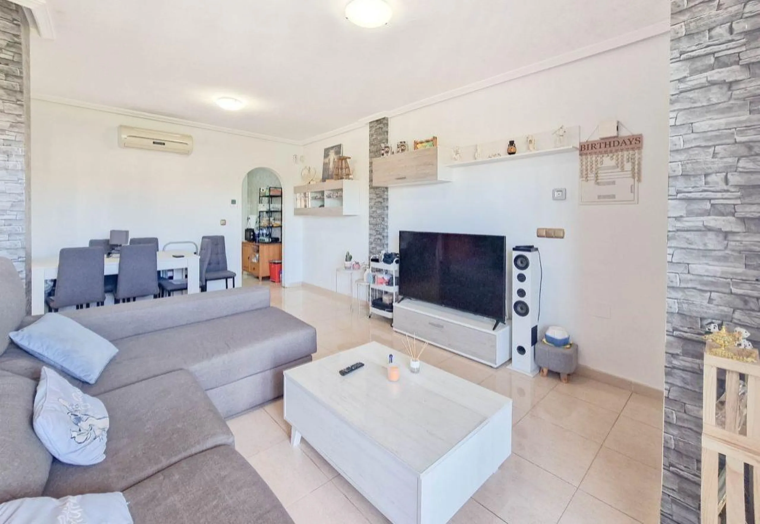 PENTHOUSE IN LOMAS DE CABO ROIG WITH 2 BEDROOMS, 1 BATHROOM AND A COMMUNAL SWIMMING POOL