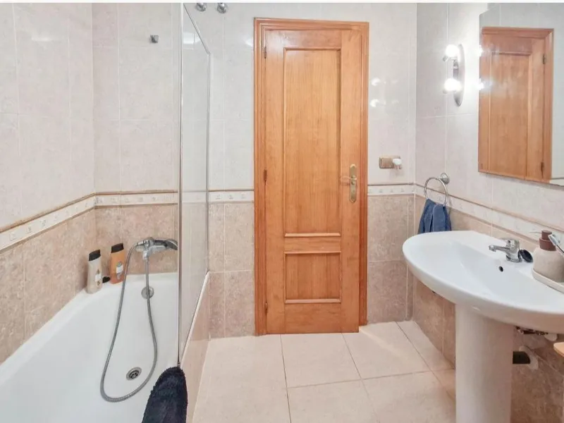 PENTHOUSE IN LOMAS DE CABO ROIG WITH 2 BEDROOMS, 1 BATHROOM AND A COMMUNAL SWIMMING POOL