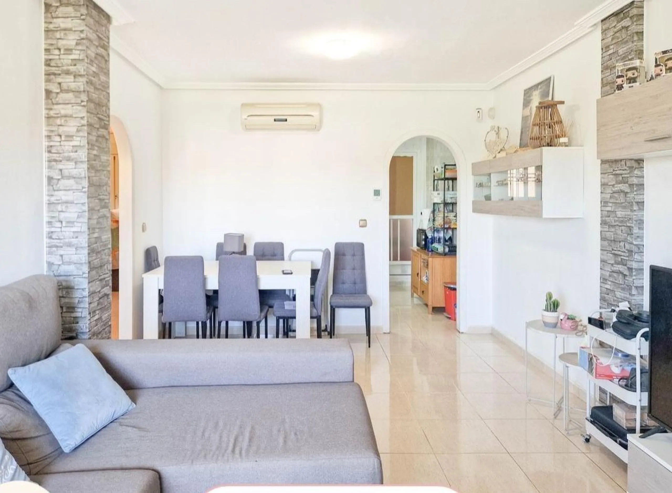 PENTHOUSE IN LOMAS DE CABO ROIG WITH 2 BEDROOMS, 1 BATHROOM AND A COMMUNAL SWIMMING POOL