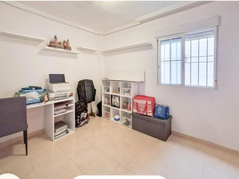 PENTHOUSE IN LOMAS DE CABO ROIG WITH 2 BEDROOMS, 1 BATHROOM AND A COMMUNAL SWIMMING POOL