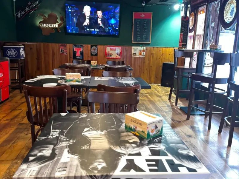 Commercial Space for Sale in Torrevieja - Prime Location Near Playa del Cura