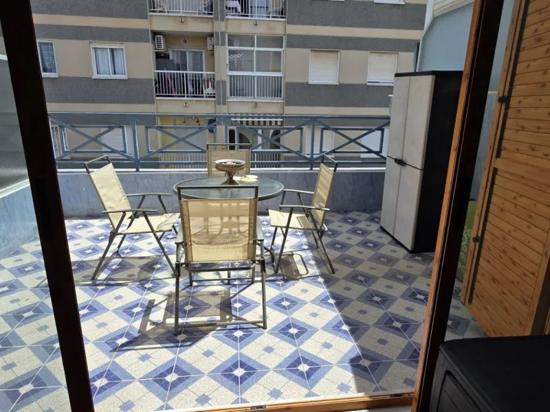 TORREVIEJA PENTHOUSE HABANERAS AREA LARGE TERRACE 115,000 EUROS !!( DO NOT PUBLISH)