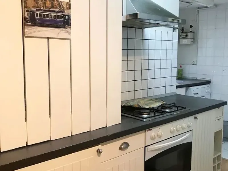Luminoso piso con balcón en El Putxet, Barcelona