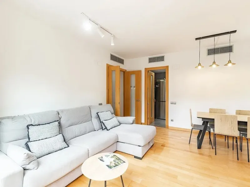 Bright Apartment with Private Terrace and Pool in Can Matas, Sant Cugat del Valles
