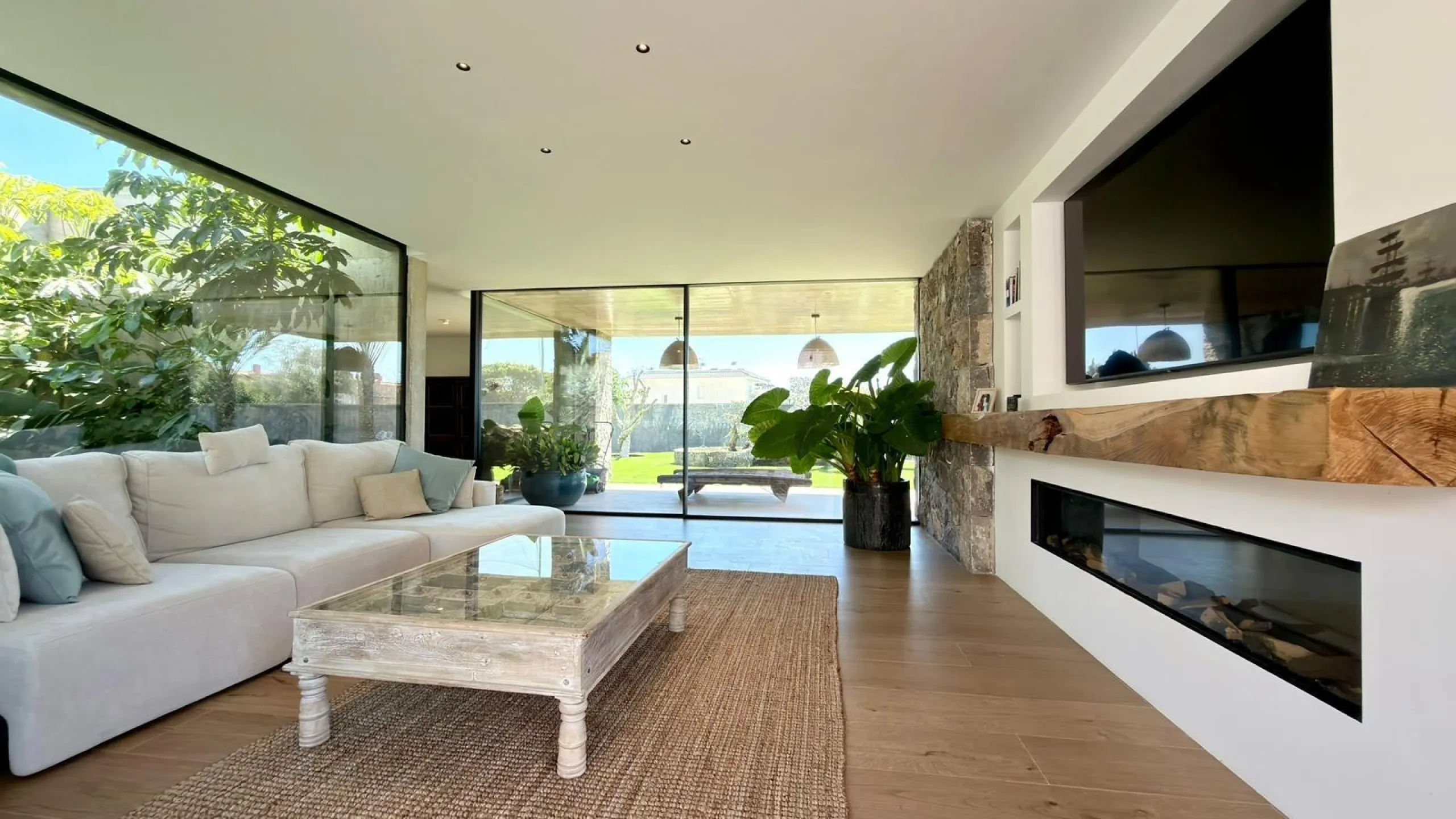 VILLA DE LUJO EN CAMPO DE GOLF PLAYA DE SAN JUAN