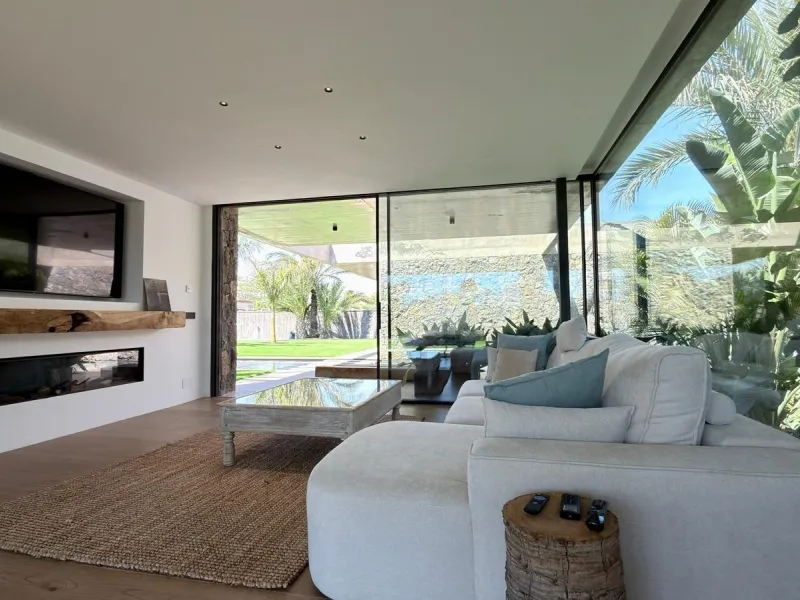 VILLA DE LUJO EN CAMPO DE GOLF PLAYA DE SAN JUAN