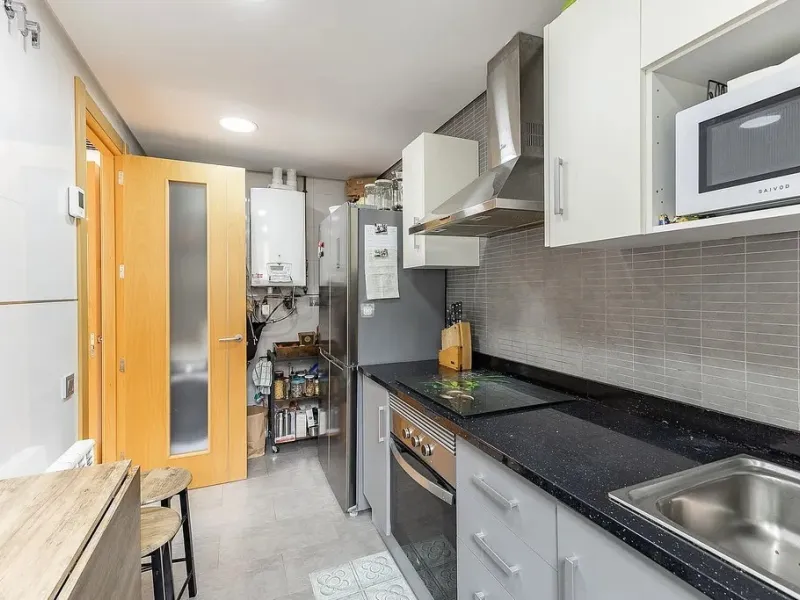 Bright Apartment with Private Terrace and Pool in Can Matas, Sant Cugat del Valles