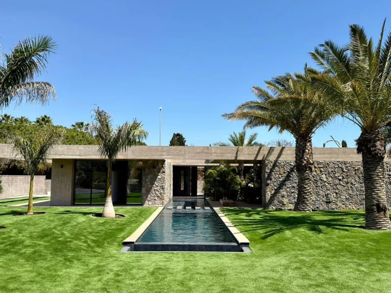 VILLA DE LUJO EN CAMPO DE GOLF PLAYA DE SAN JUAN