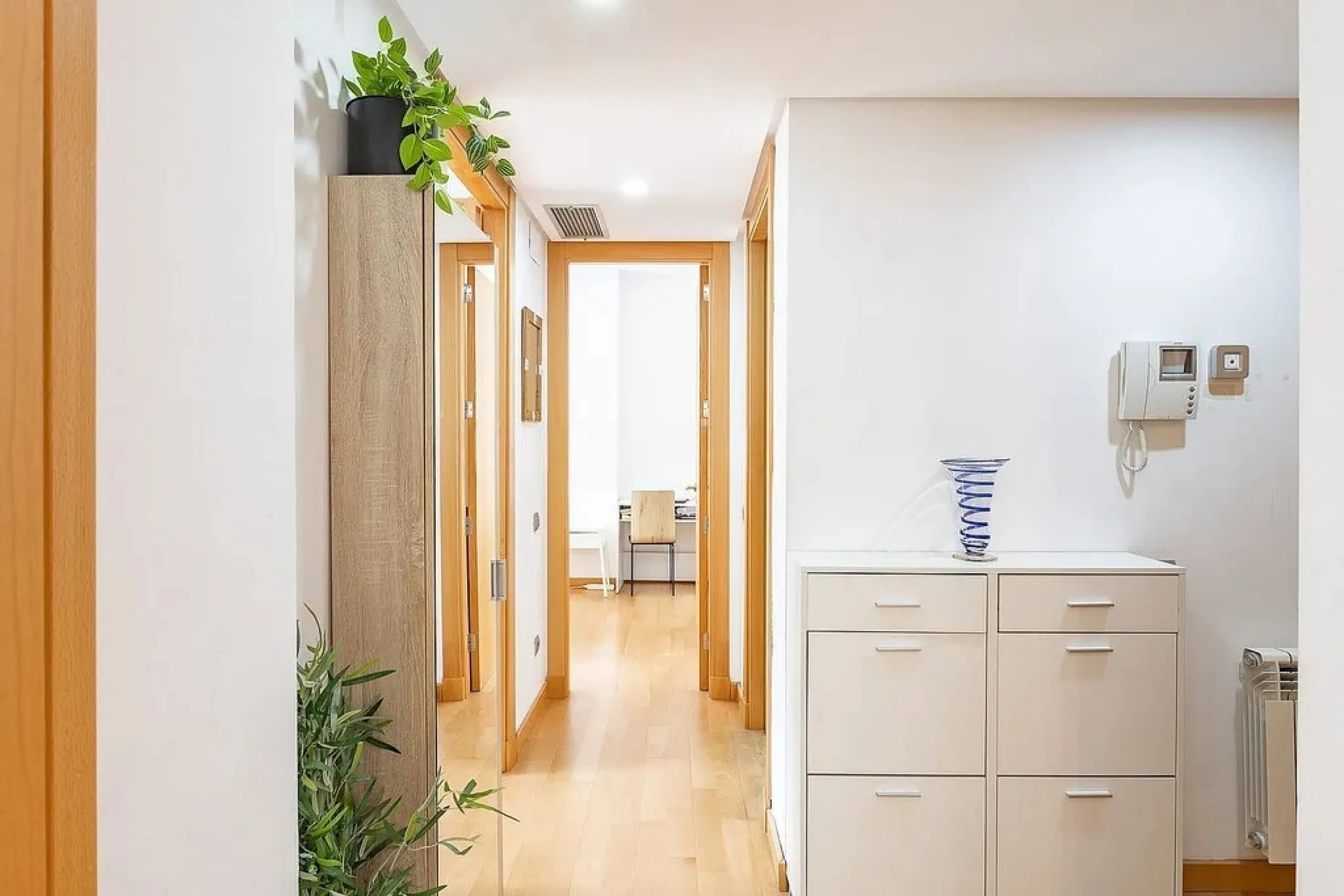 Bright Apartment with Private Terrace and Pool in Can Matas, Sant Cugat del Valles