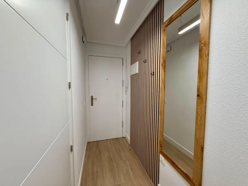 Renovated penthouse with large terrace, storage room, side sea views, 400 meters from the sea