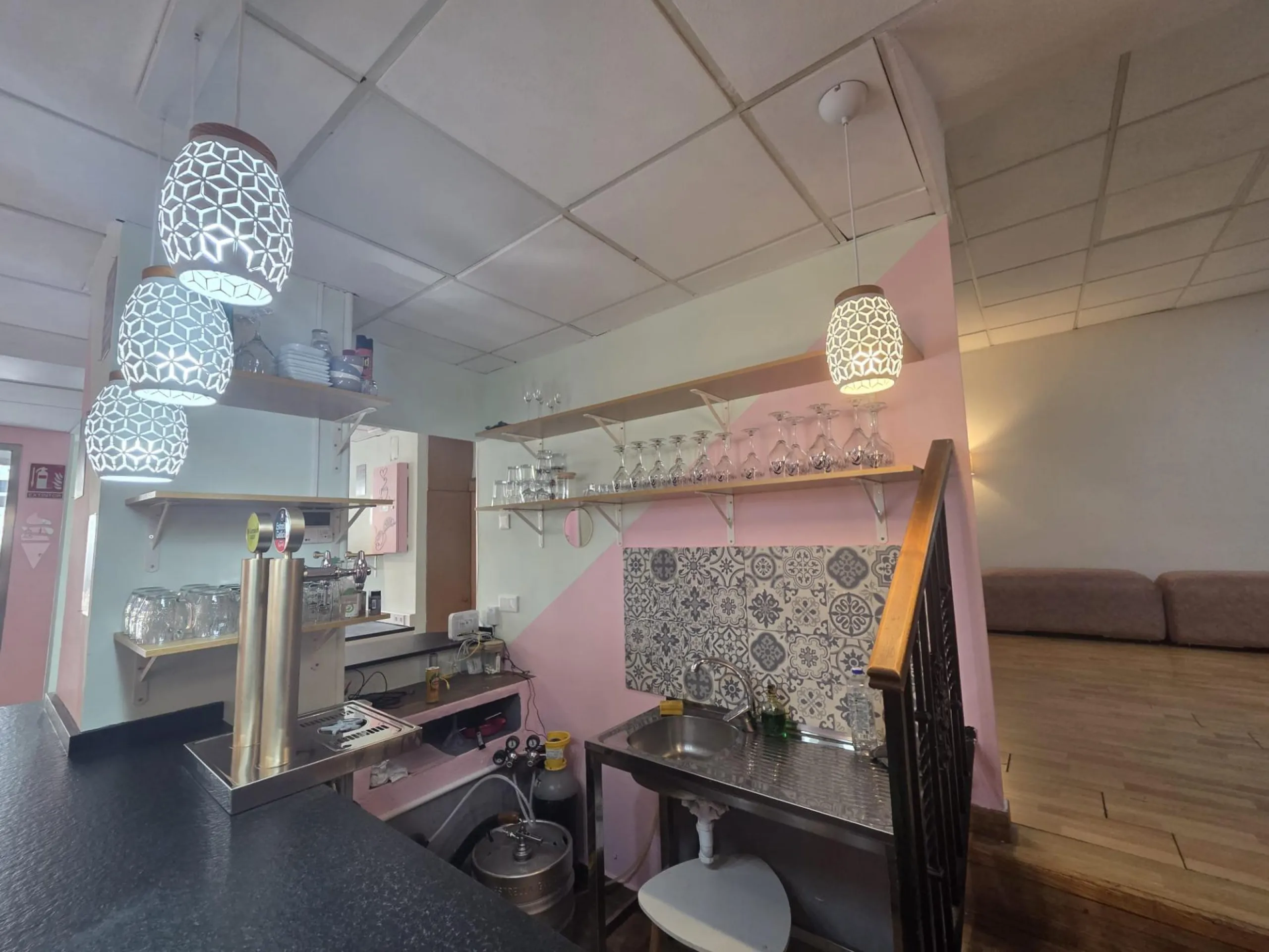 Restaurant or Pizzeria on the Beach of Campello