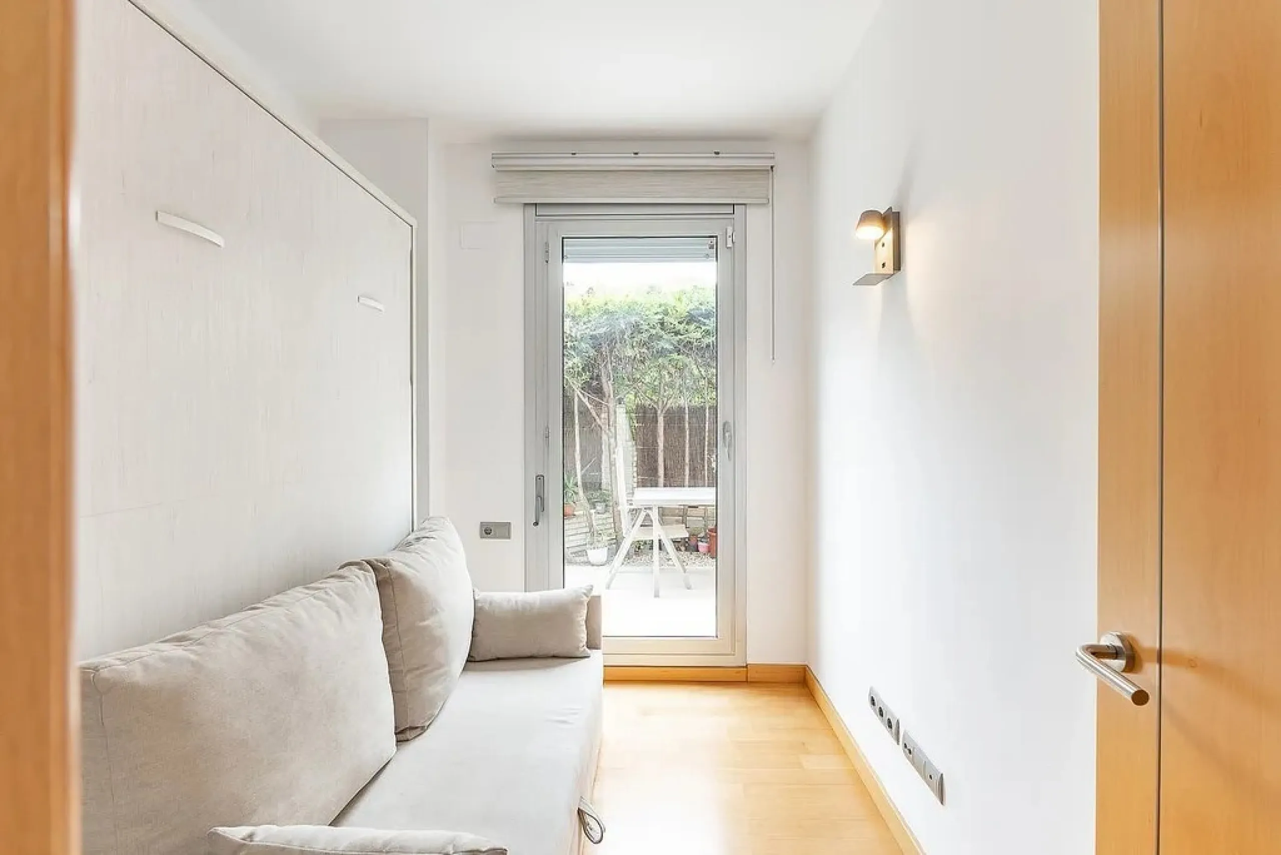 Bright Apartment with Private Terrace and Pool in Can Matas, Sant Cugat del Valles