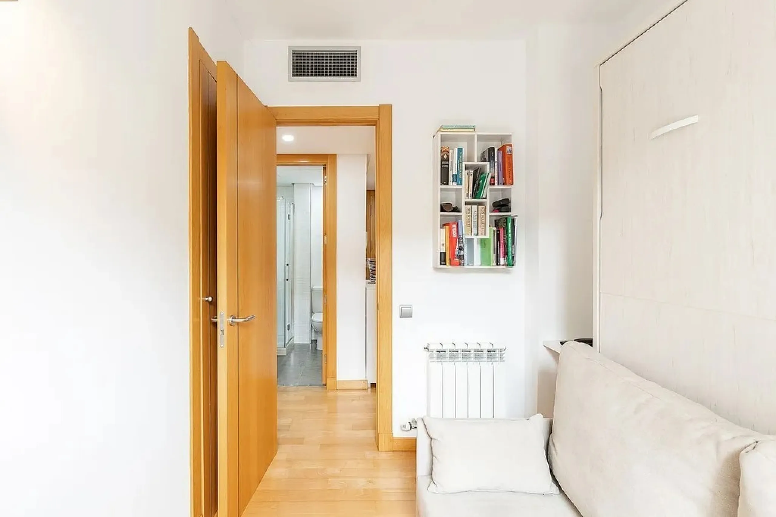 Bright Apartment with Private Terrace and Pool in Can Matas, Sant Cugat del Valles