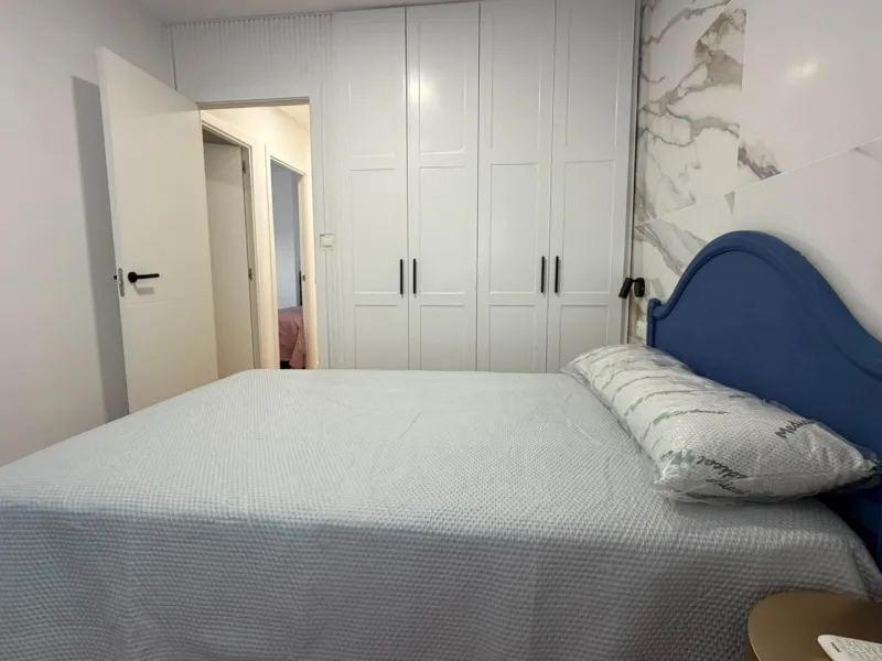 SPACIOUS 99 M² APARTMENT ON THE FIRST LINE OF THE SEA! 3 BEDROOMS · 2 BATHROOMS · SIDE SEA VIEWS · FULLY RENOVATED