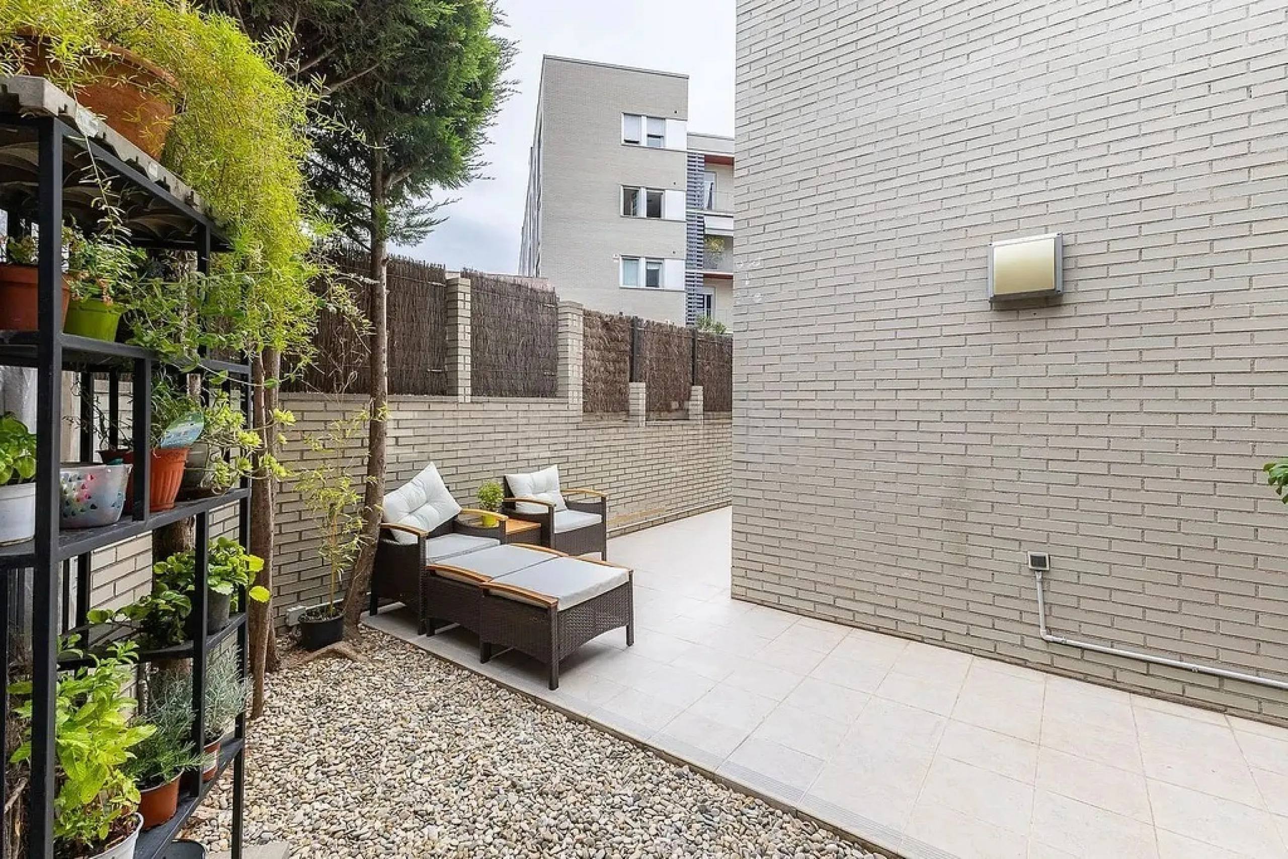 Bright Apartment with Private Terrace and Pool in Can Matas, Sant Cugat del Valles