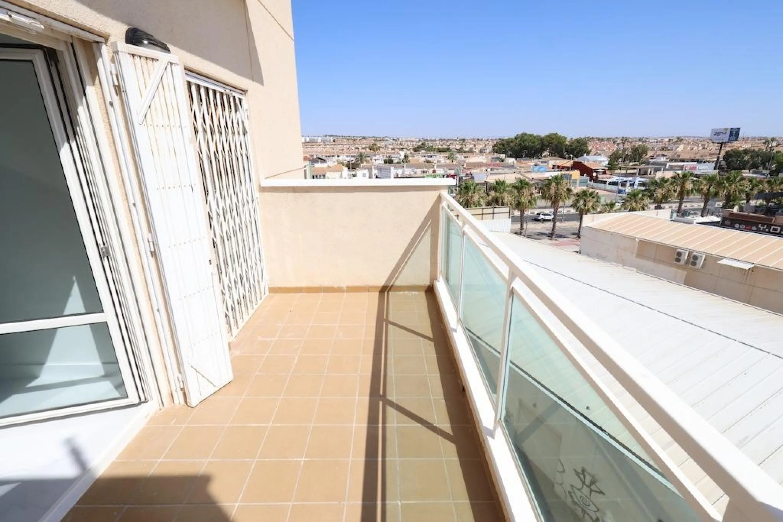 Agua Marina Atico con solarium privado y vistas al mar