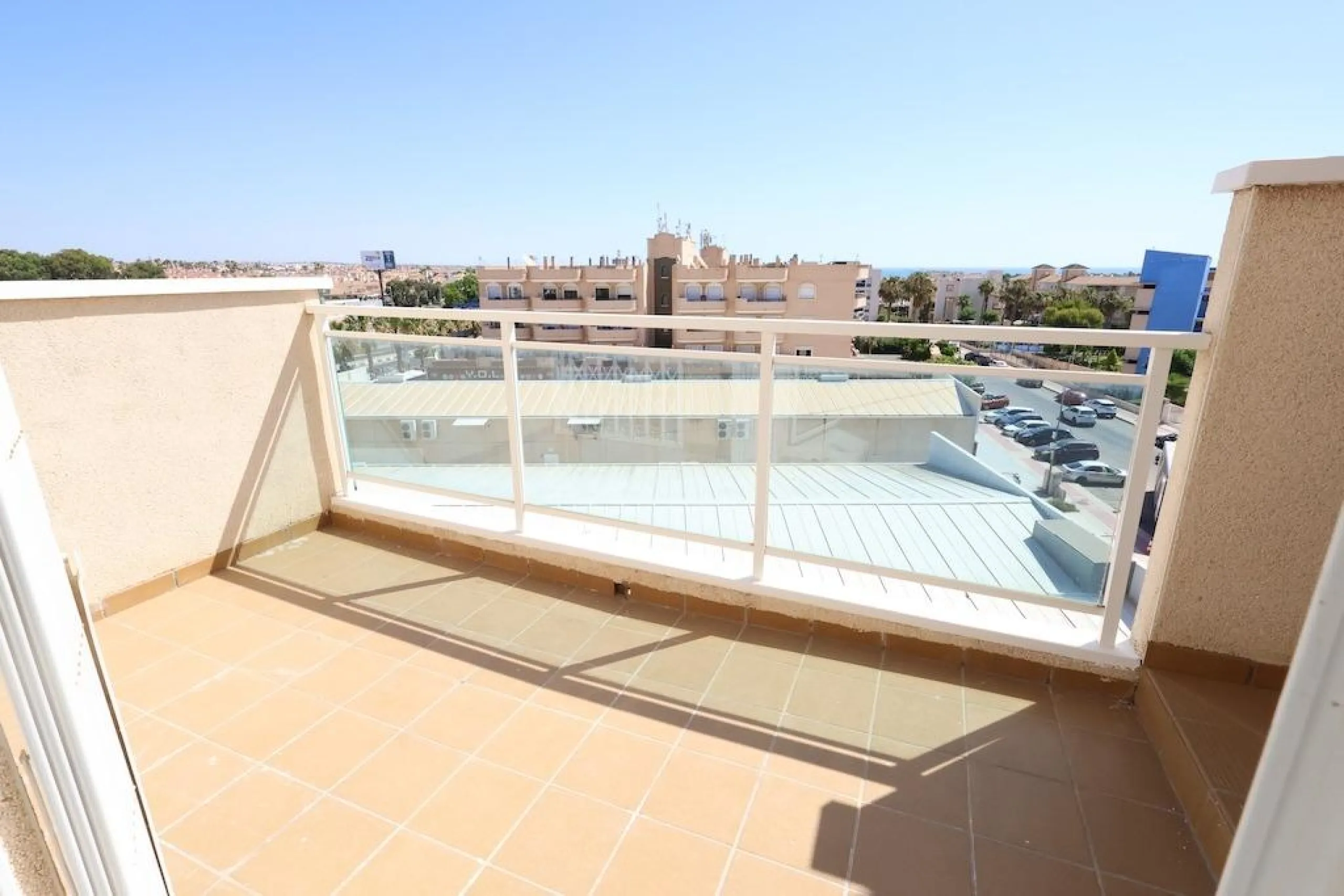 Agua Marina Atico con solarium privado y vistas al mar
