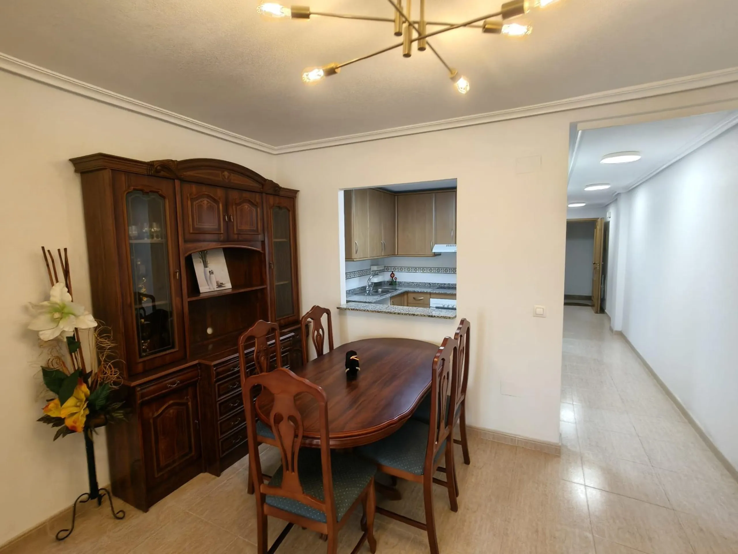 SPACIOUS 2-BEDROOM, 2-BATHROOM HOME WITH UNOBSTRUCTED VIEWS