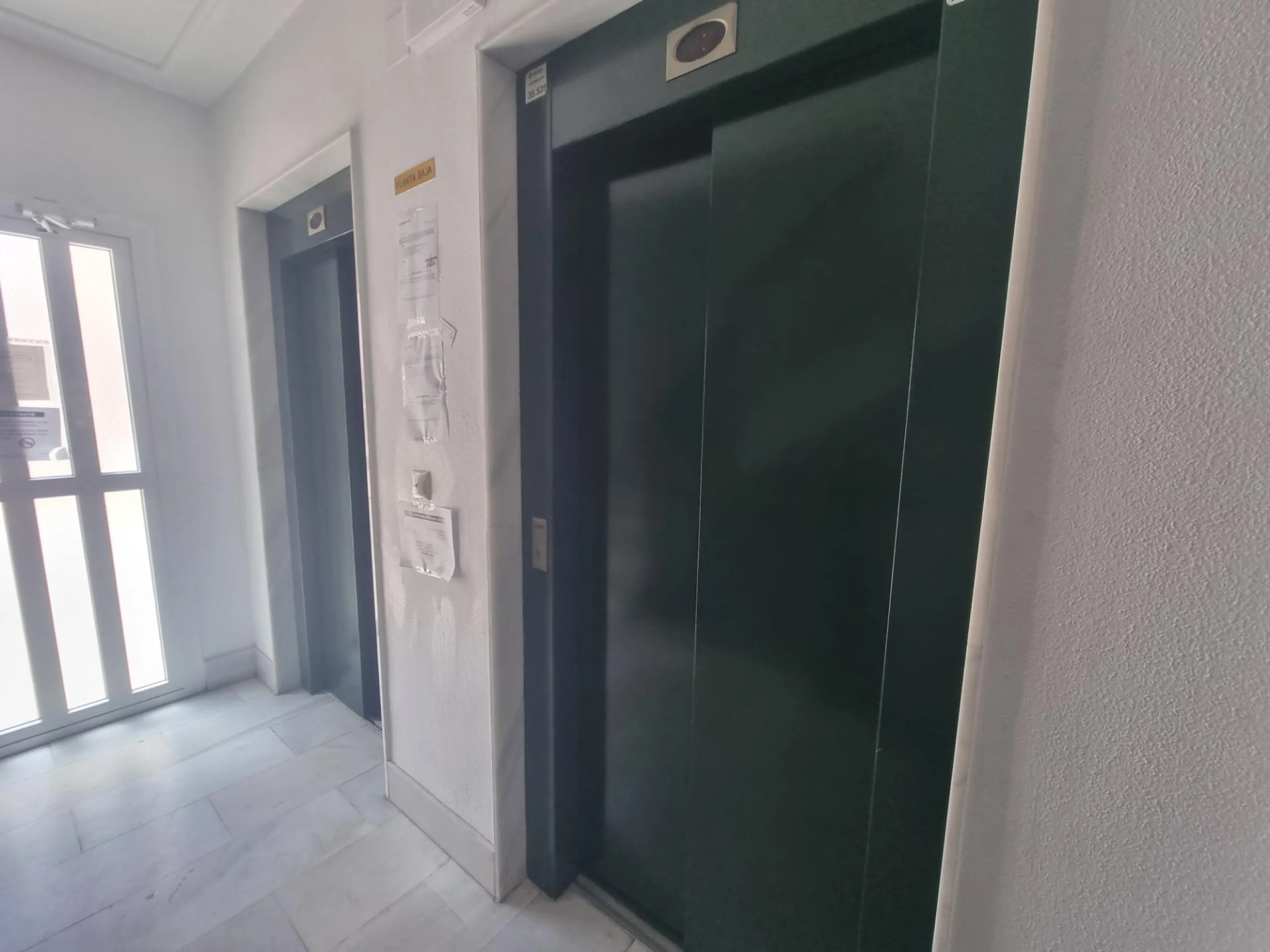 Exclusive Renovated Apartment in Torrevieja - Ideal Location
