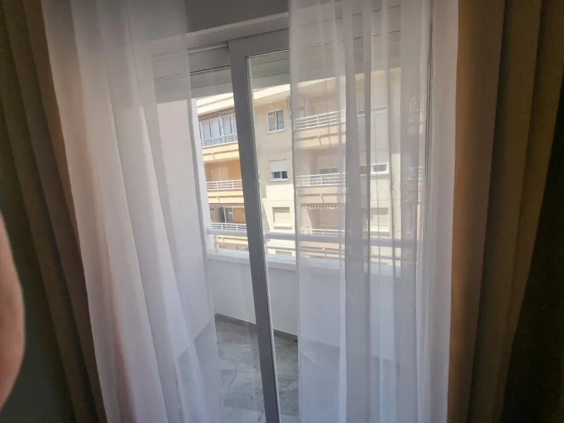 Exclusive Renovated Apartment in Torrevieja - Ideal Location