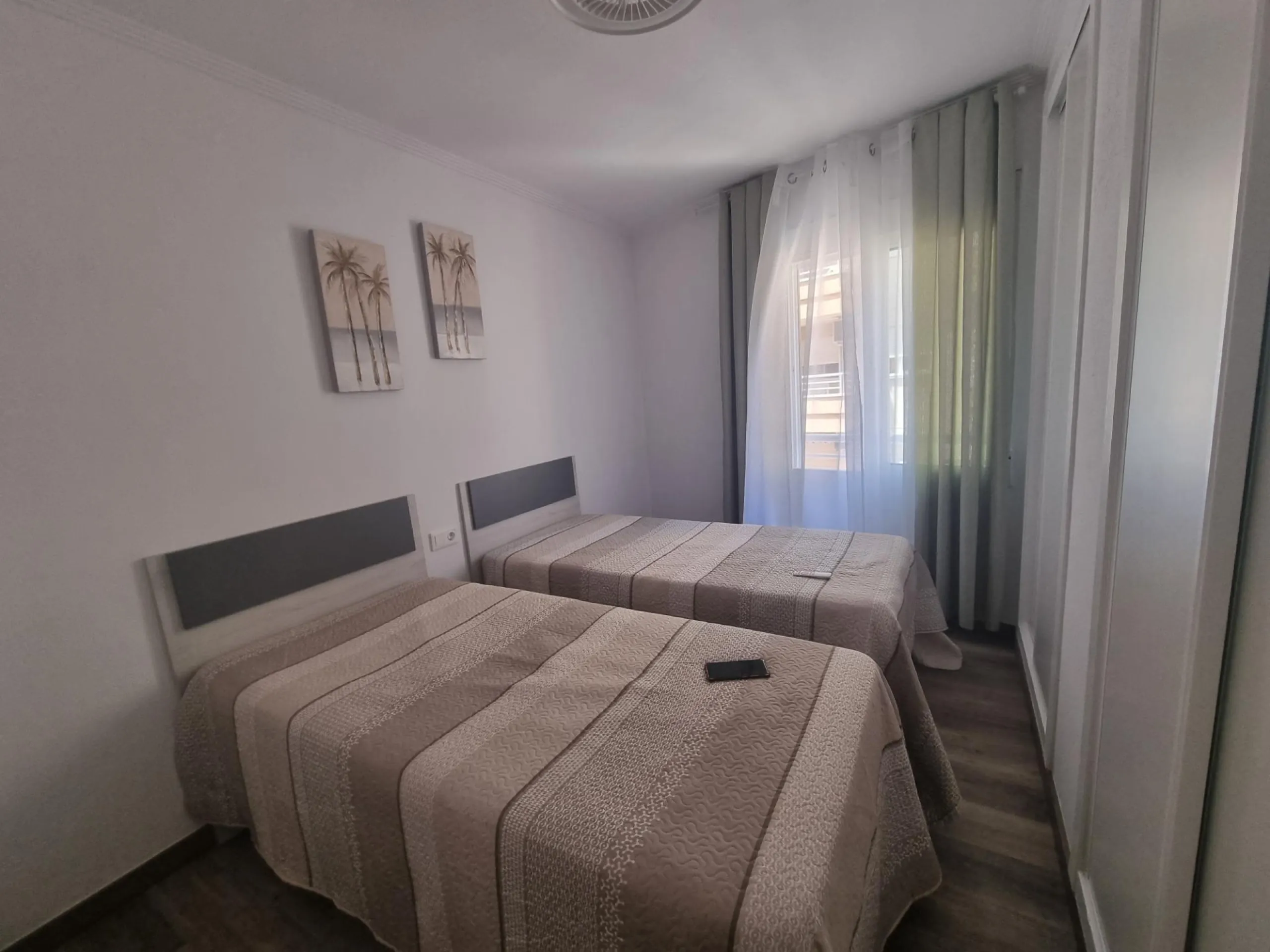 Exclusive Renovated Apartment in Torrevieja - Ideal Location