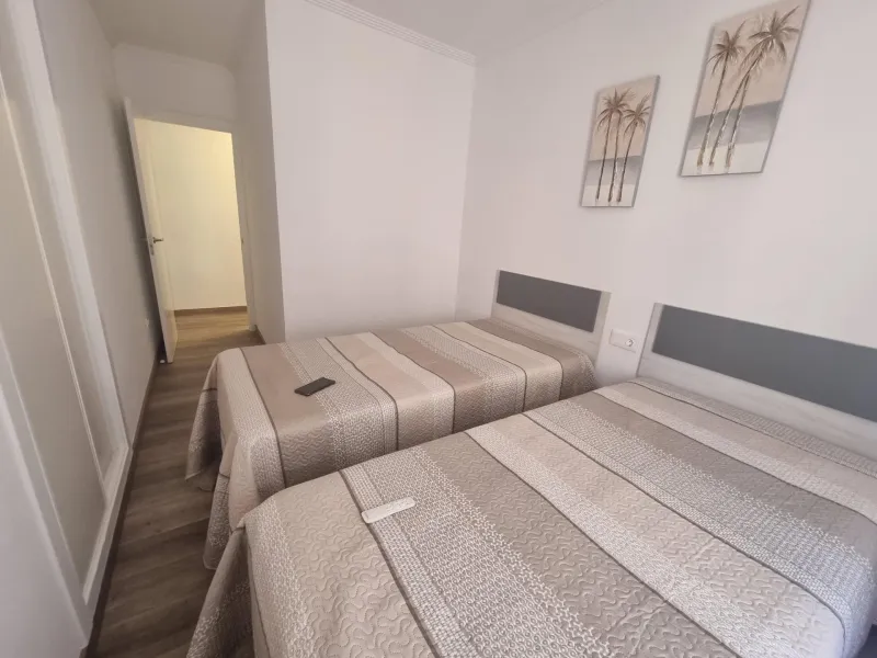 Exclusive Renovated Apartment in Torrevieja - Ideal Location