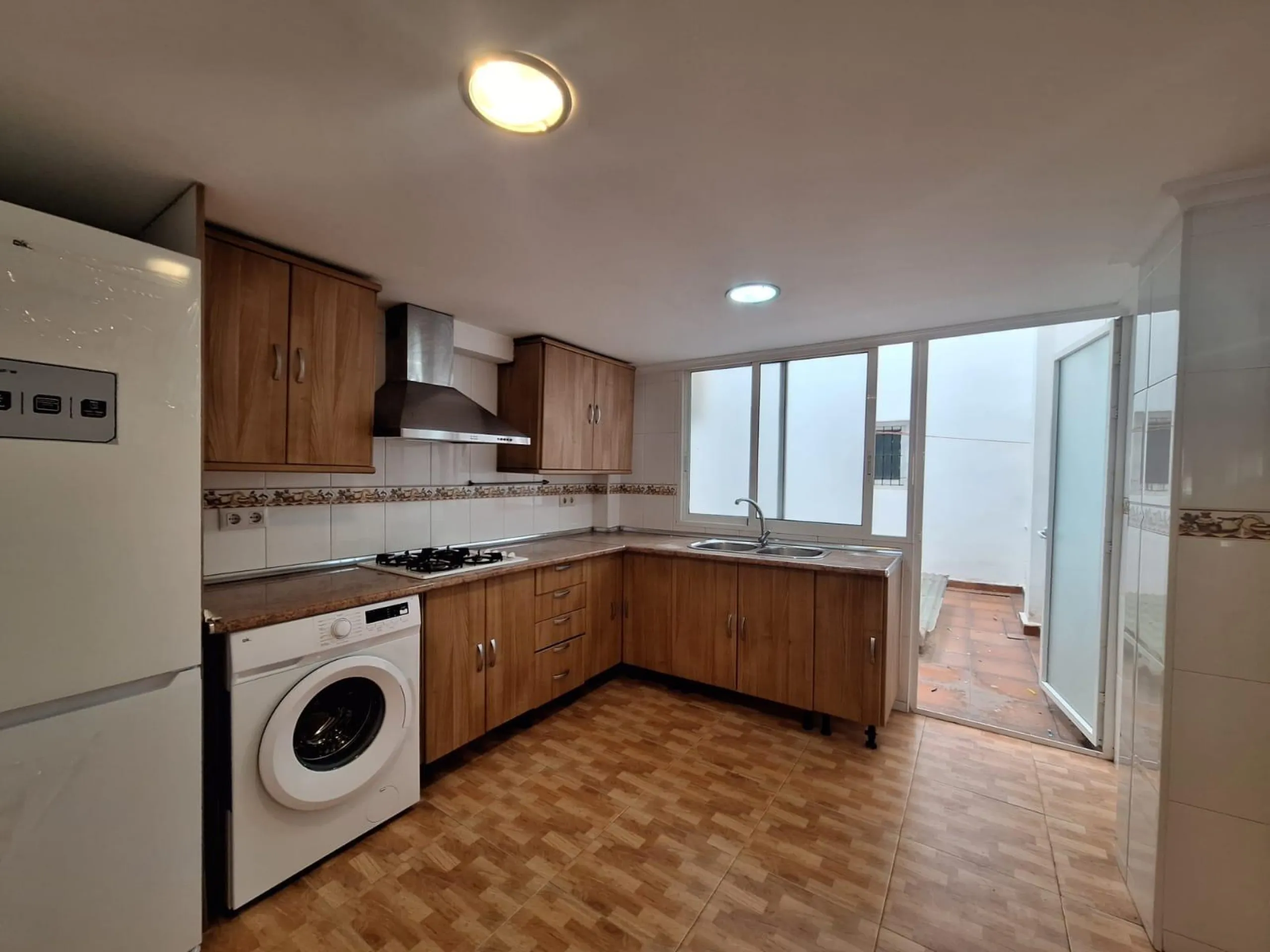 GROUND FLOOR DUPLEX READY TO LIVE