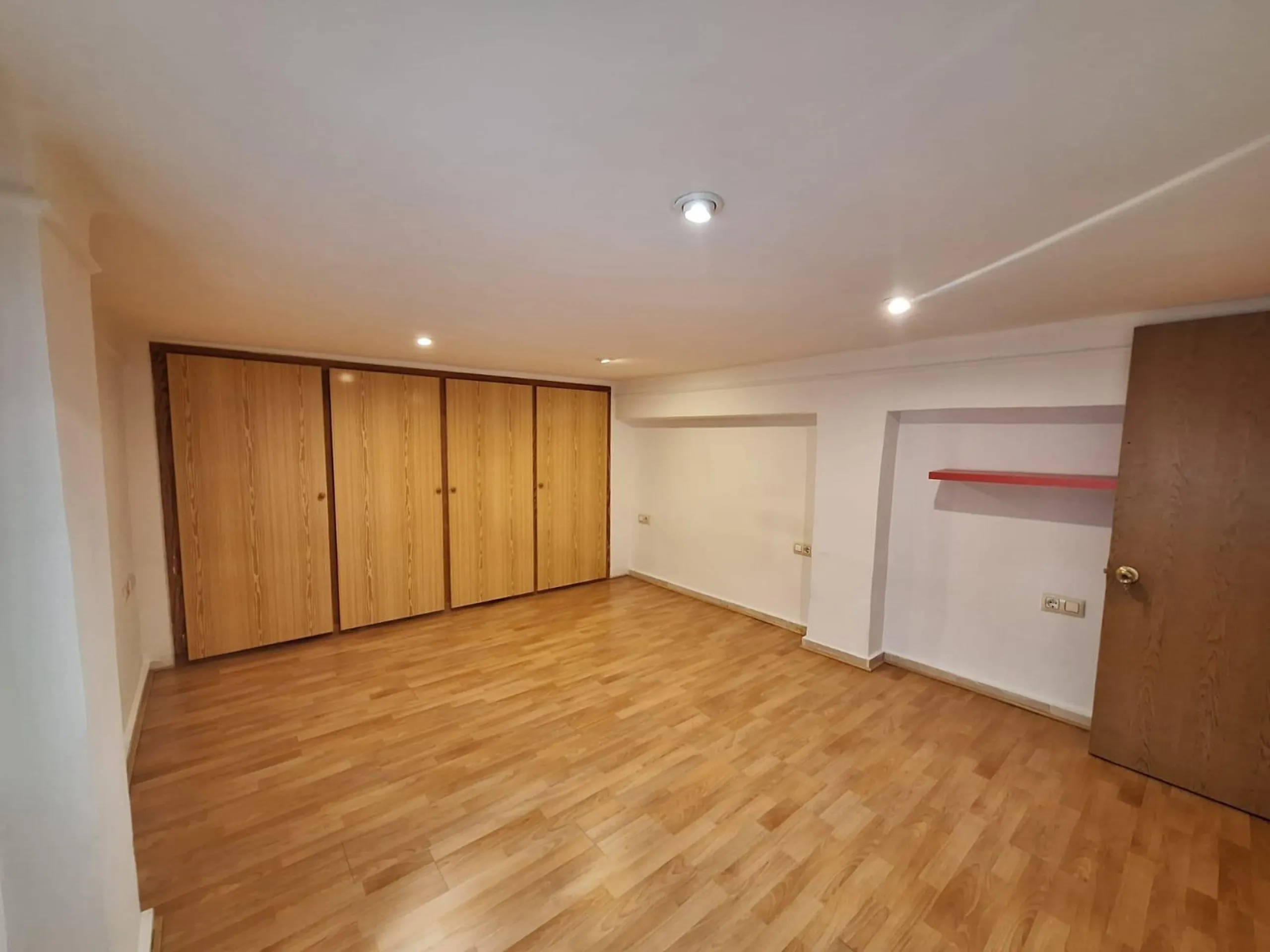GROUND FLOOR DUPLEX READY TO LIVE