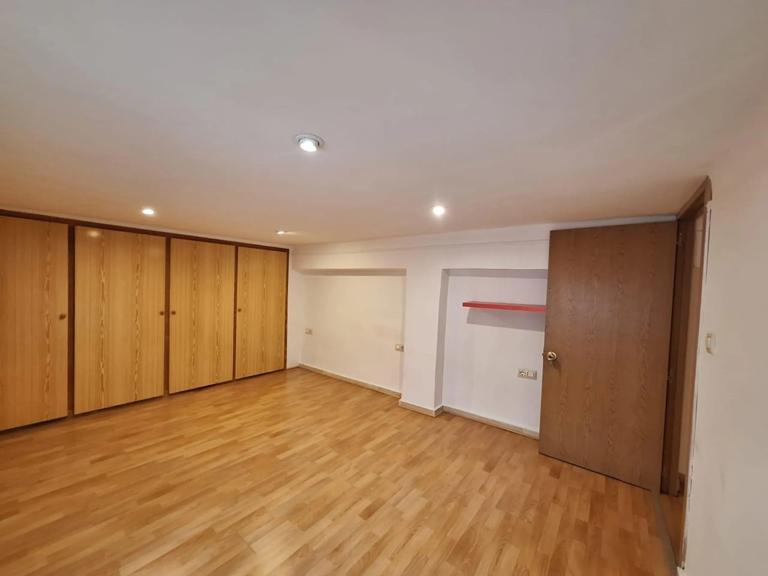 GROUND FLOOR DUPLEX READY TO LIVE