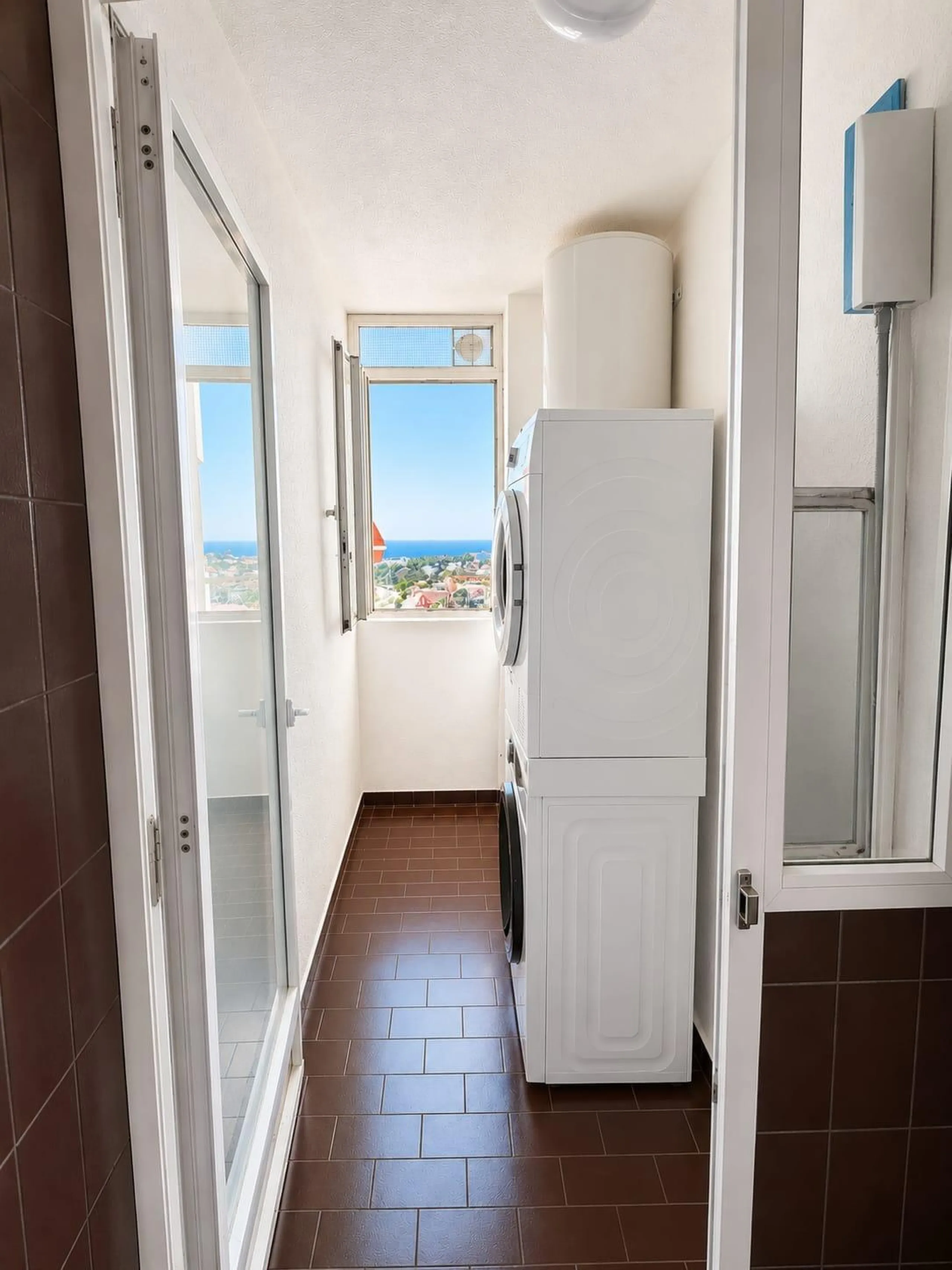 PRECIOSO PISO CON VISTAS AL MAR ESPECTACULARES EN CABO HUERTAS ALICANTE