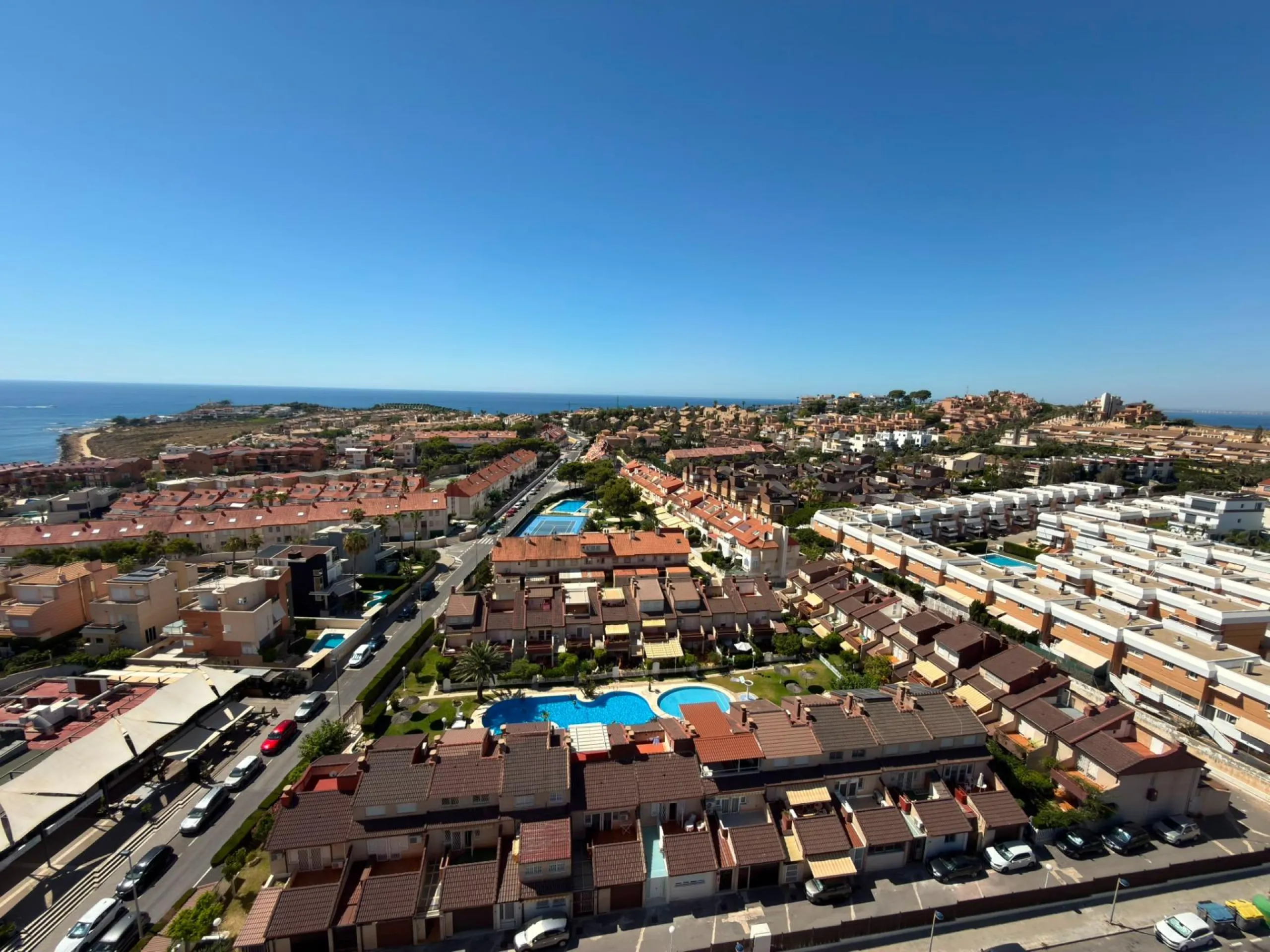 PRECIOSO PISO CON VISTAS AL MAR ESPECTACULARES EN CABO HUERTAS ALICANTE