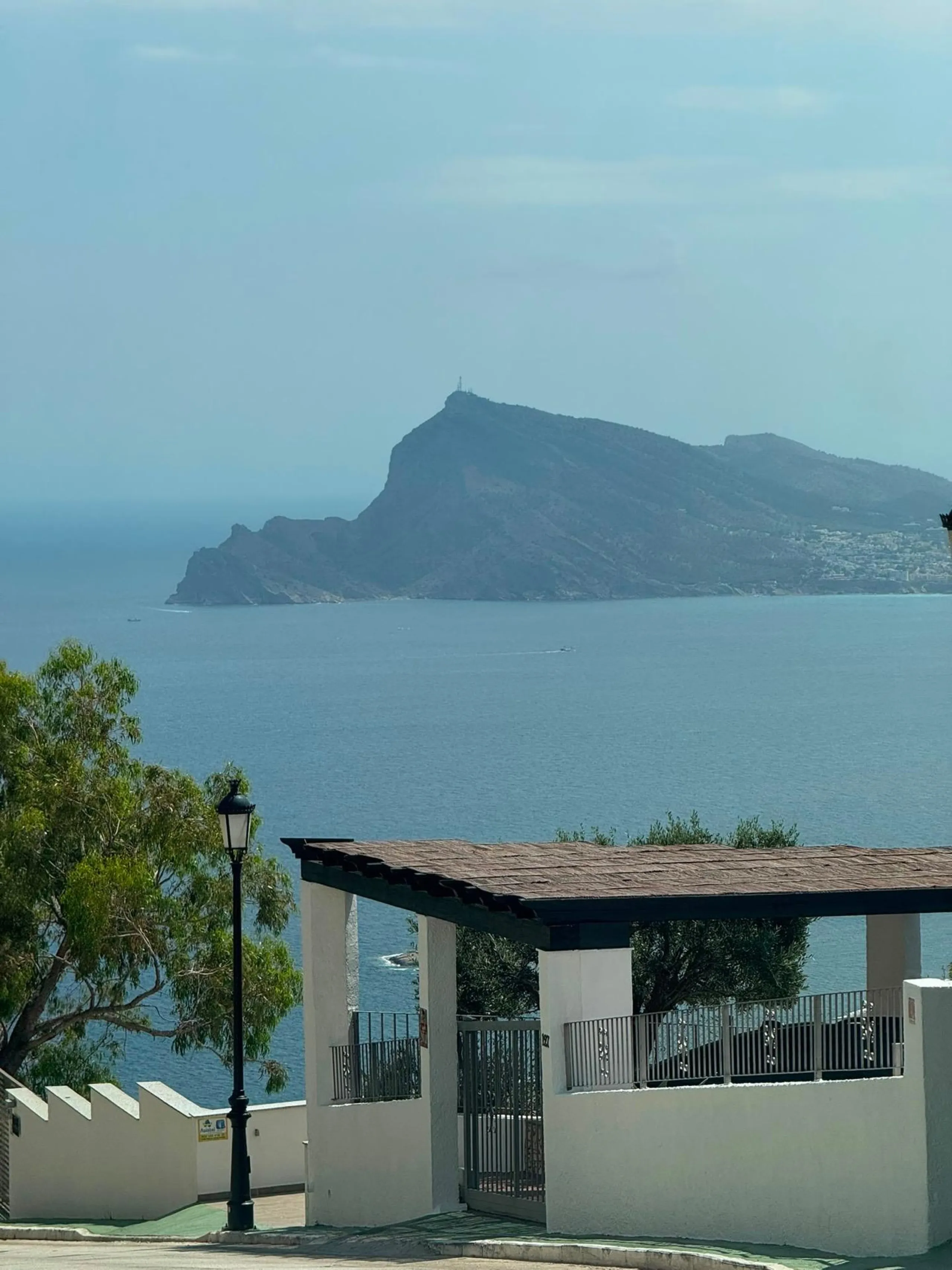 TERRENO URBANO EN ALTEA HILLS