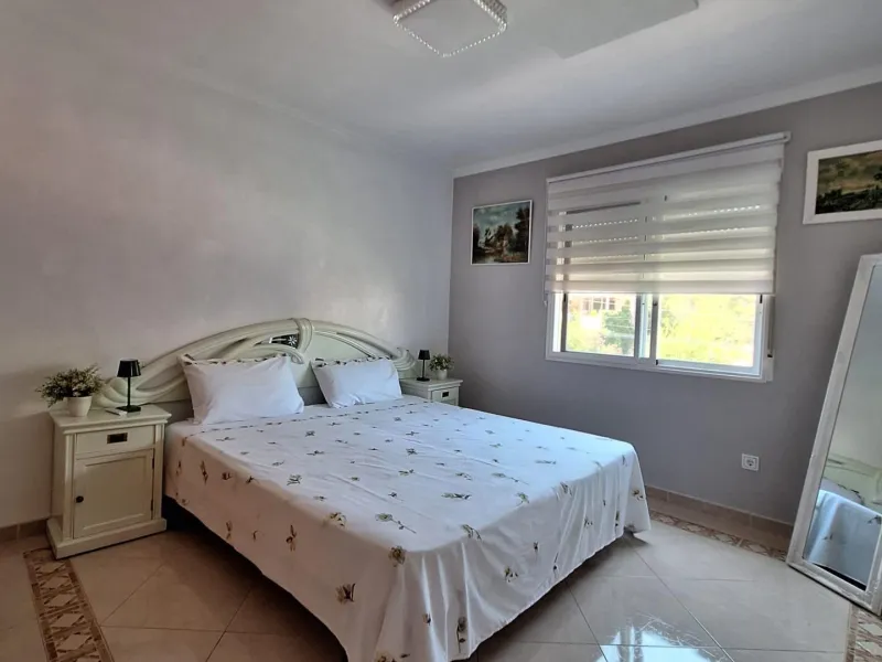 Bonita Villa Independiente con Piscina Privada en La Nucía