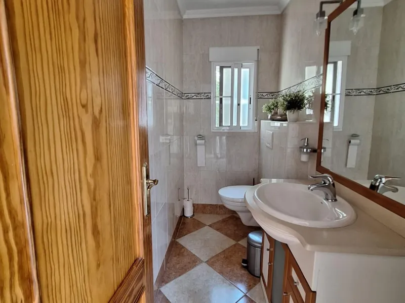 Bonita Villa Independiente con Piscina Privada en La Nucía