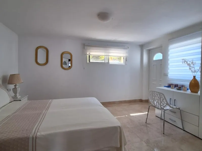 Bonita Villa Independiente con Piscina Privada en La Nucía
