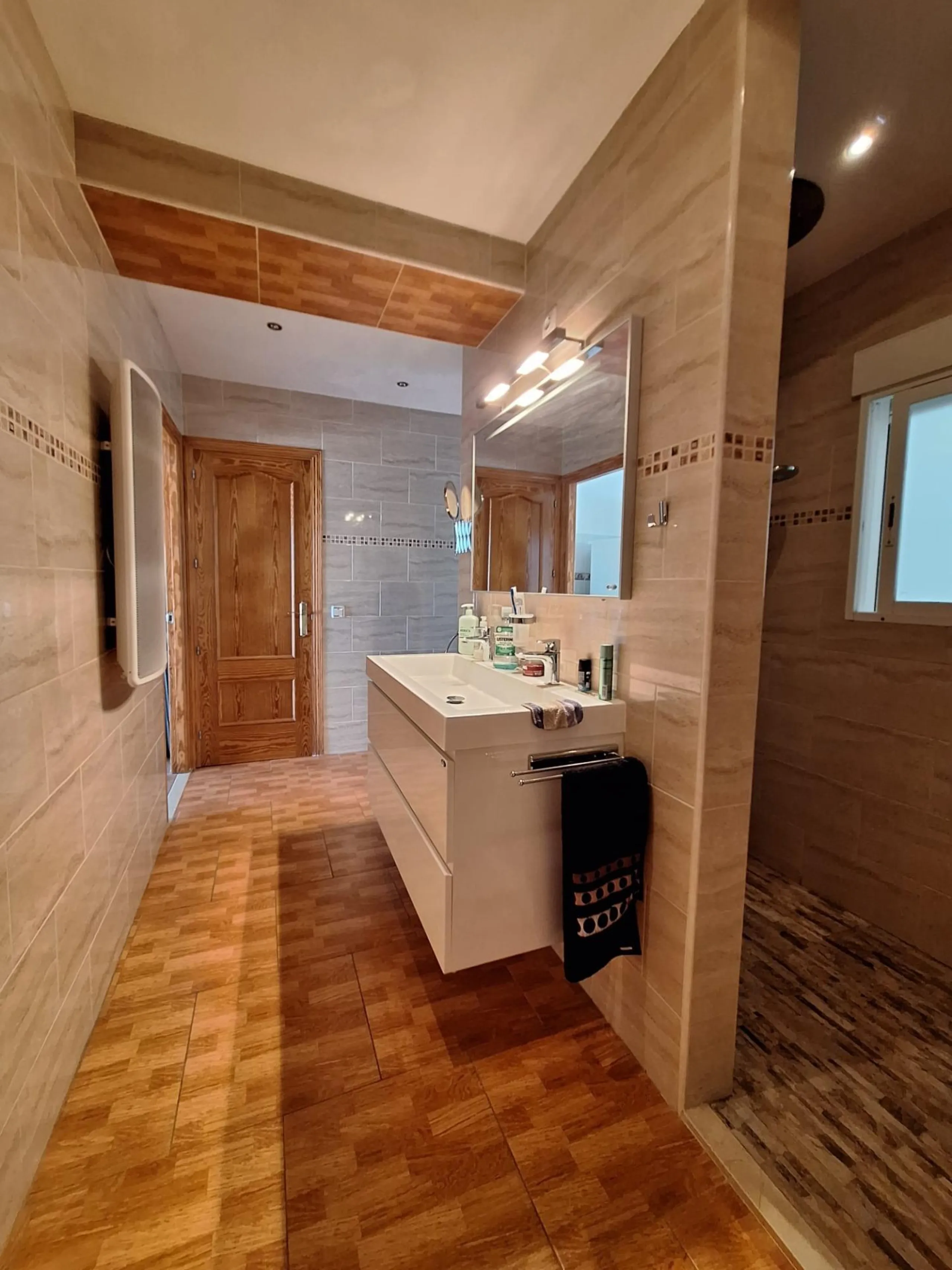 Bonita Villa Independiente con Piscina Privada en La Nucía