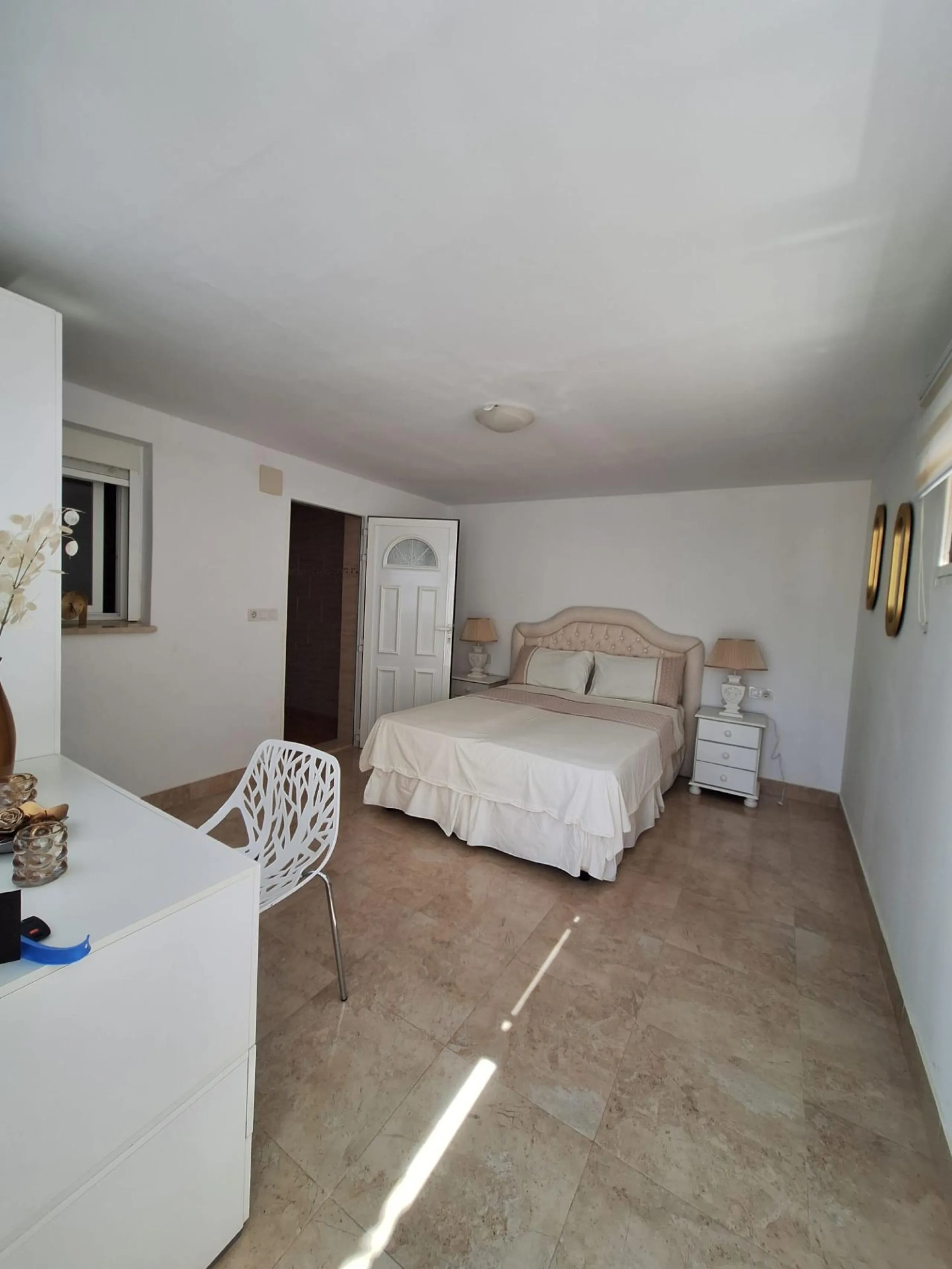 Bonita Villa Independiente con Piscina Privada en La Nucía
