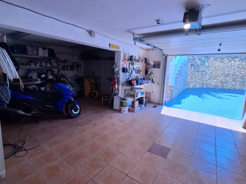 Bonita Villa Independiente con Piscina Privada en La Nucía