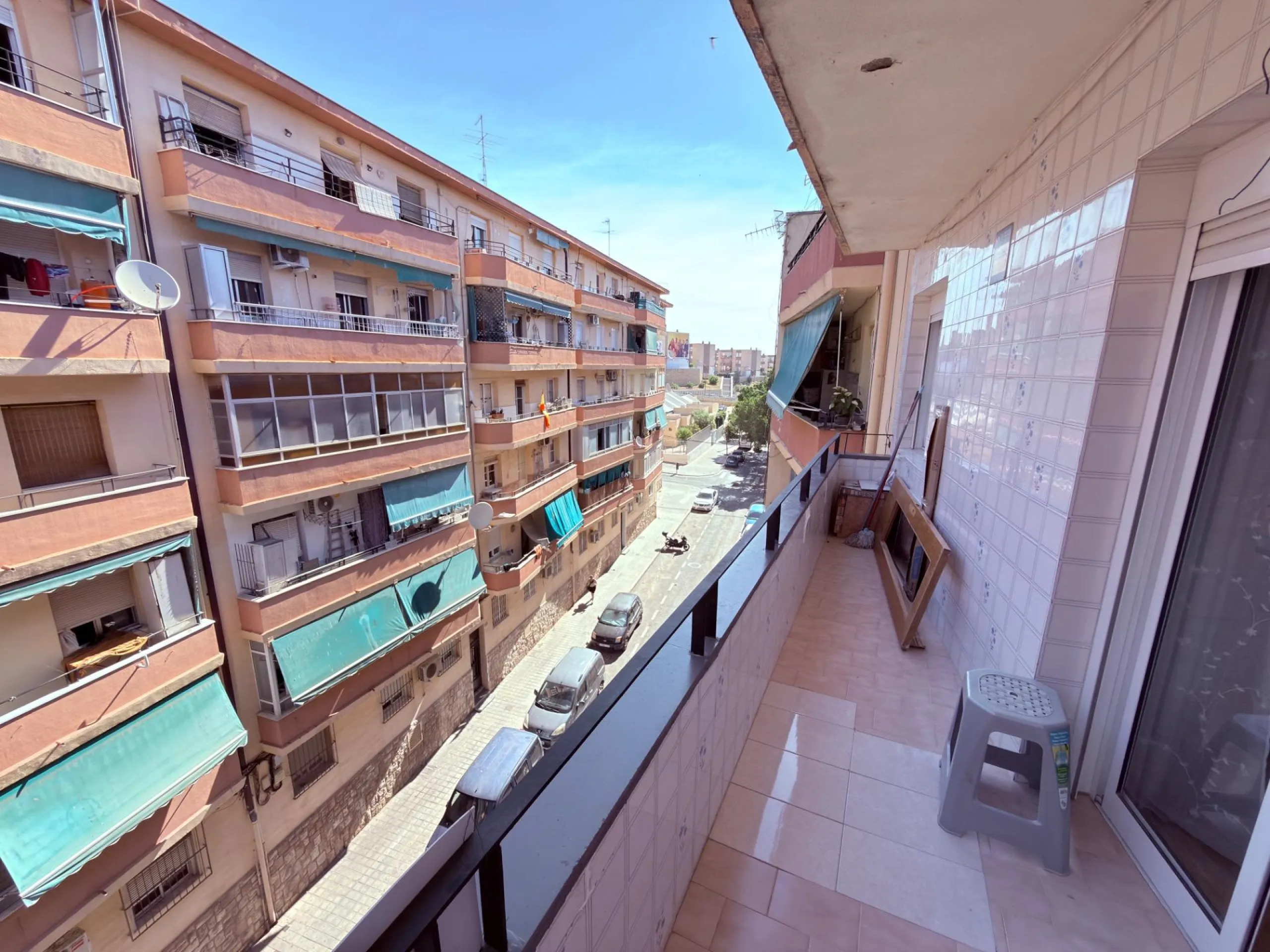 PISO EN ZONA VIRGEN DEL REMEDIO EN ALICANTE EN VENTA