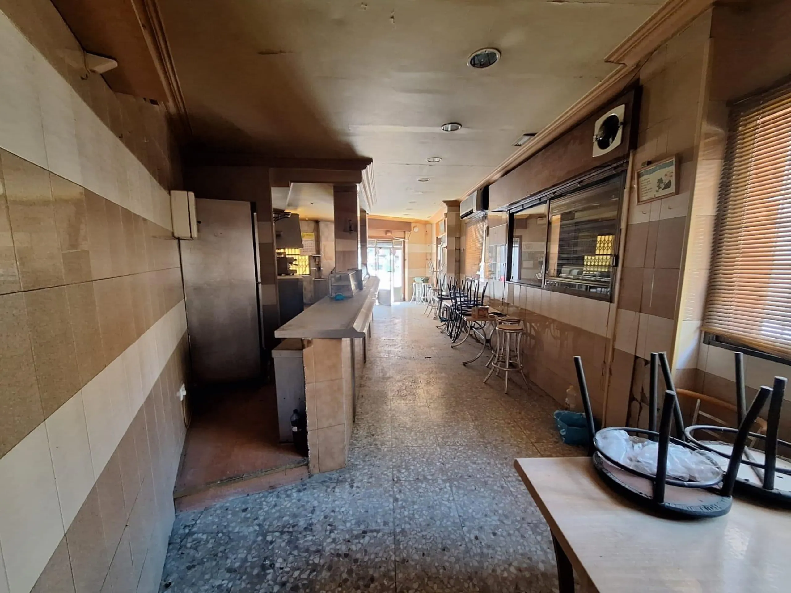 OPORTUNIDAD VENTA LOCAL PARA NEGOCIO - ANTES BAR CAFETERIA